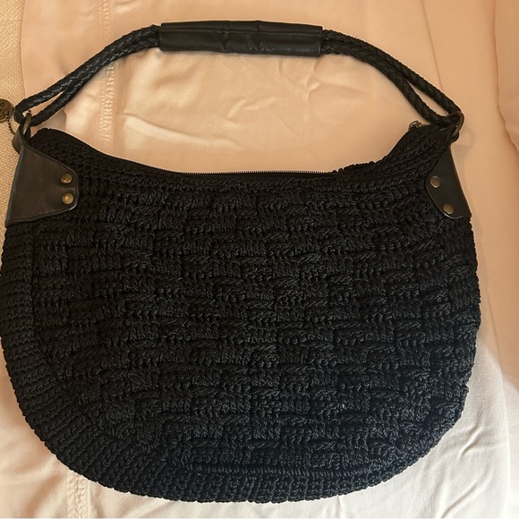 THE SAK -BLACK BAG  BODY:100%POLYPROPYLENE STRAP: 100% LEATHER LINING:100% NYLON - Picture 3 of 9